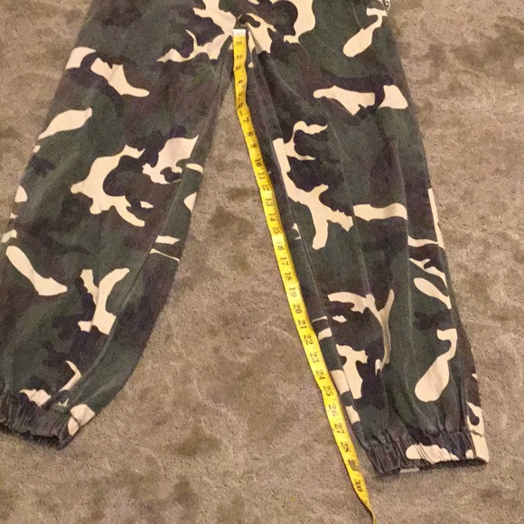 Jeans - Picture 2 of 6